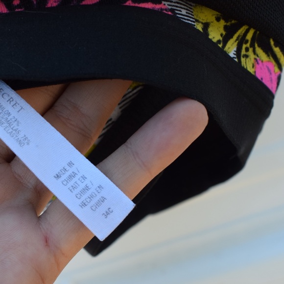 Victoria's Secret Sport Workout Bra 34C - Picture 3 of 3